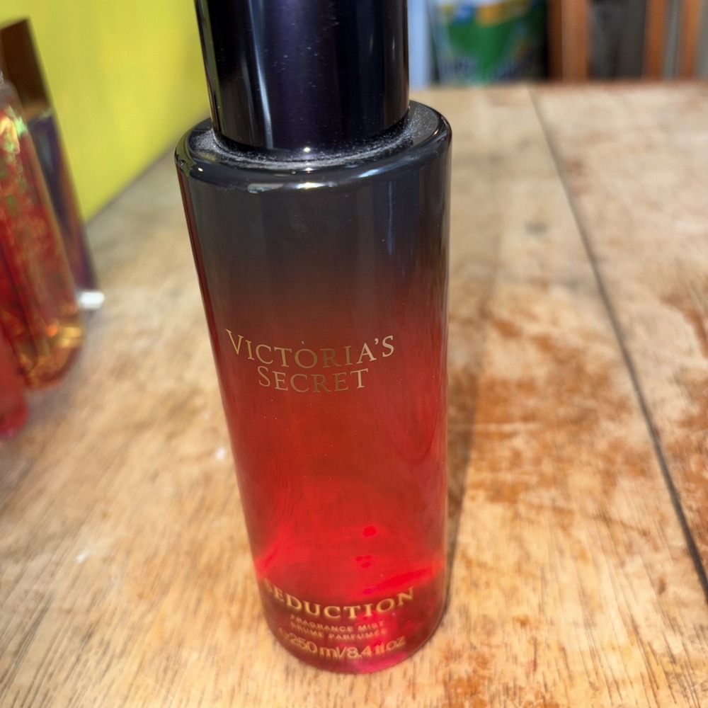 VICTORIA'S SECRET SEDUCTION BODY MIST 8.4 FL OZ